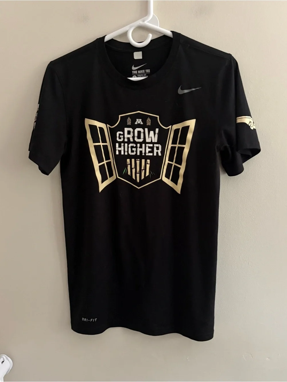 Nike Black Short-Sleeve 'Grow Higher' Graphic Tee with Gold Accents U of M
